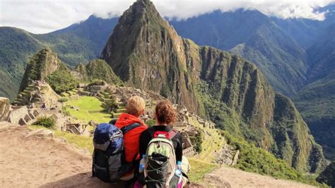 is it safe for americans to travel to peru